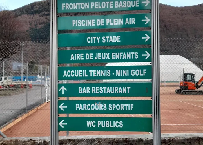 T2bis, Hyper Centre Face Les Thermes Bagnères-de-Luchon