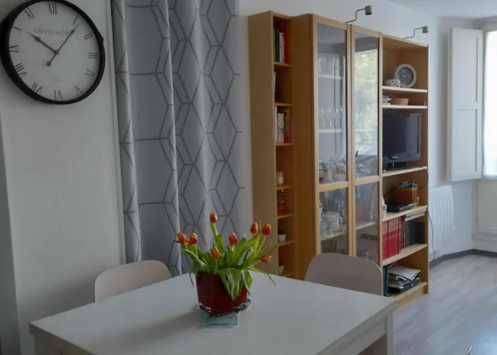 T2bis, Hyper Centre Face Les Thermes 아파트 *