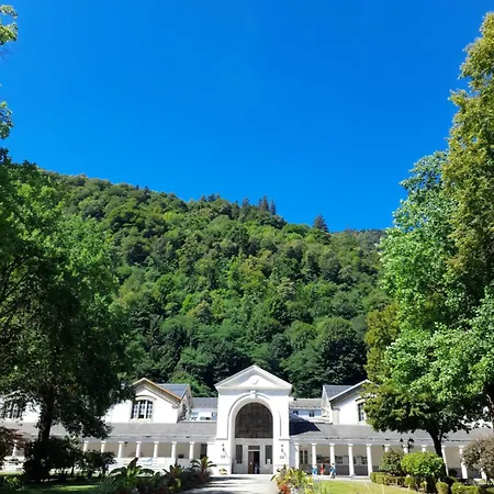 Апартаменты T2bis, Hyper Centre Face Les Thermes Bagneres-de-Luchon